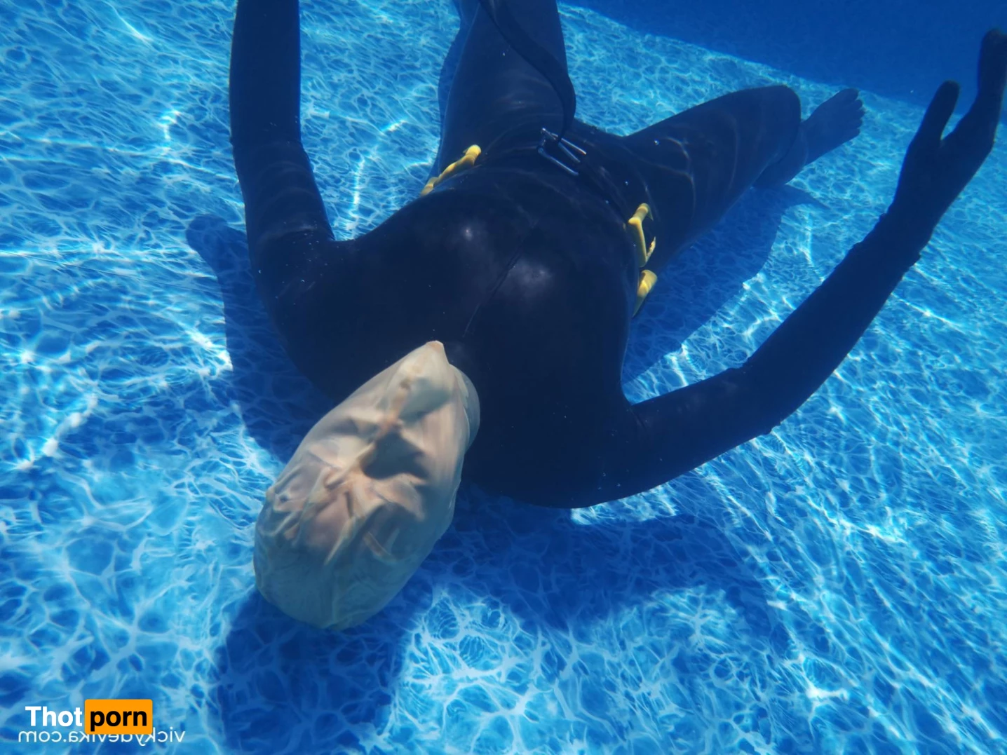 Vicky Devika 9717680