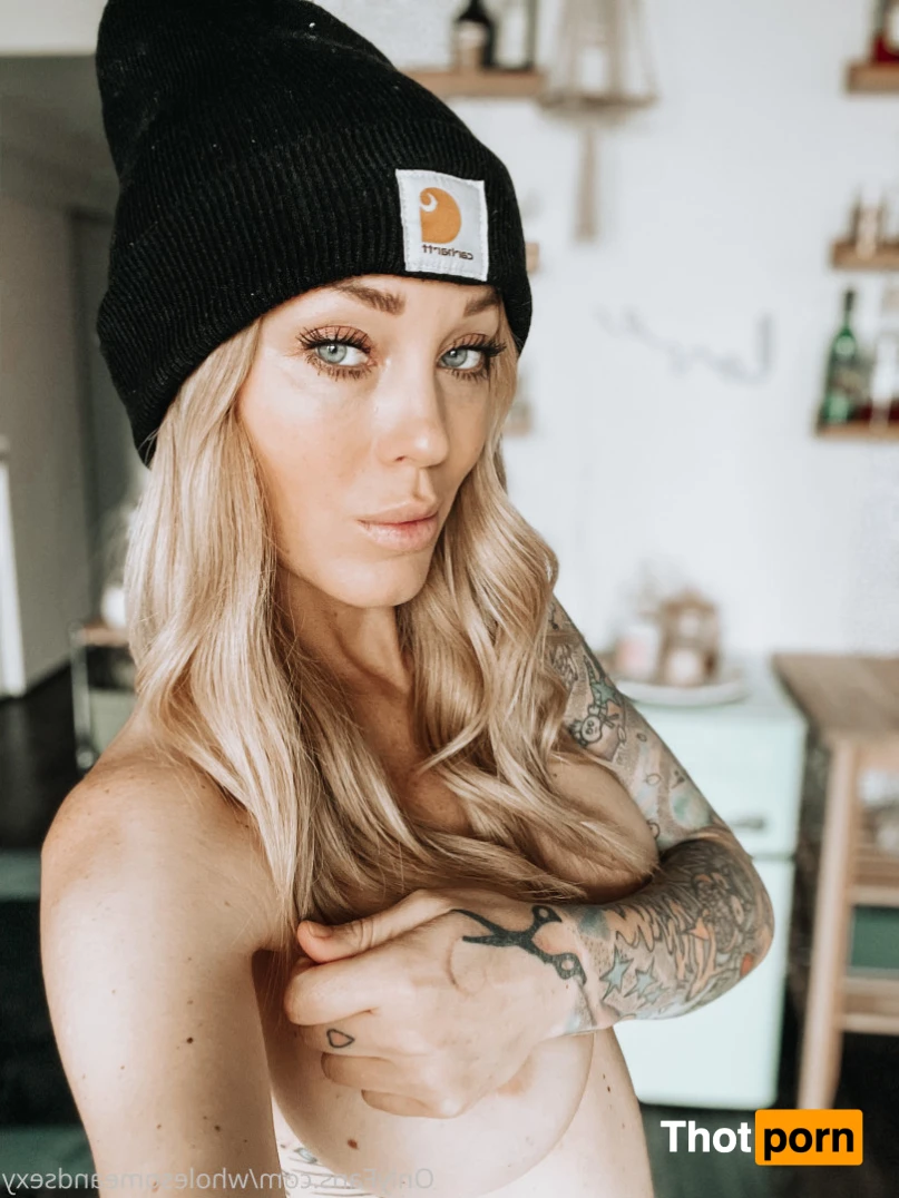 Wholesome Fox 11132621