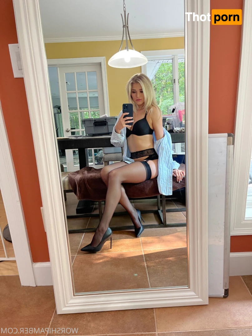 Princess Amber 16071271