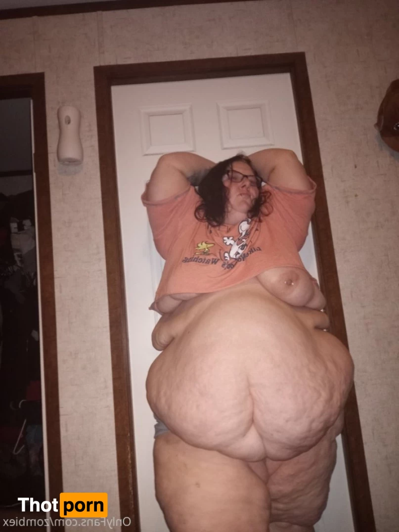 PrettyEyesChubbyThighs 9707998