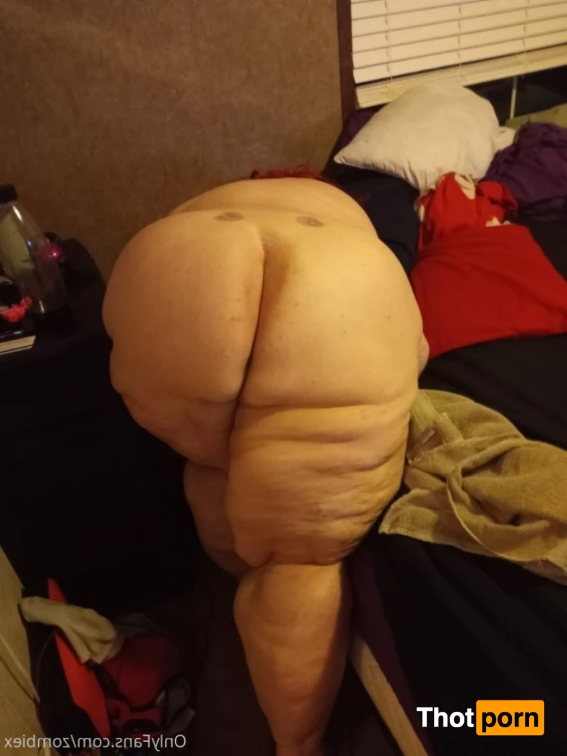 PrettyEyesChubbyThighs 9708064