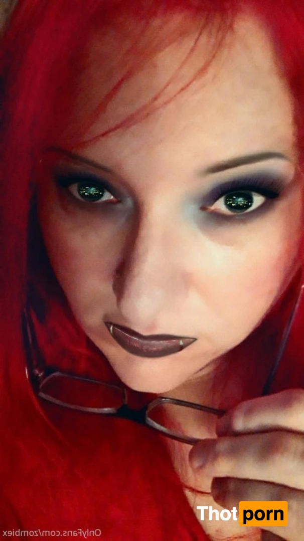 PrettyEyesChubbyThighs 9708288