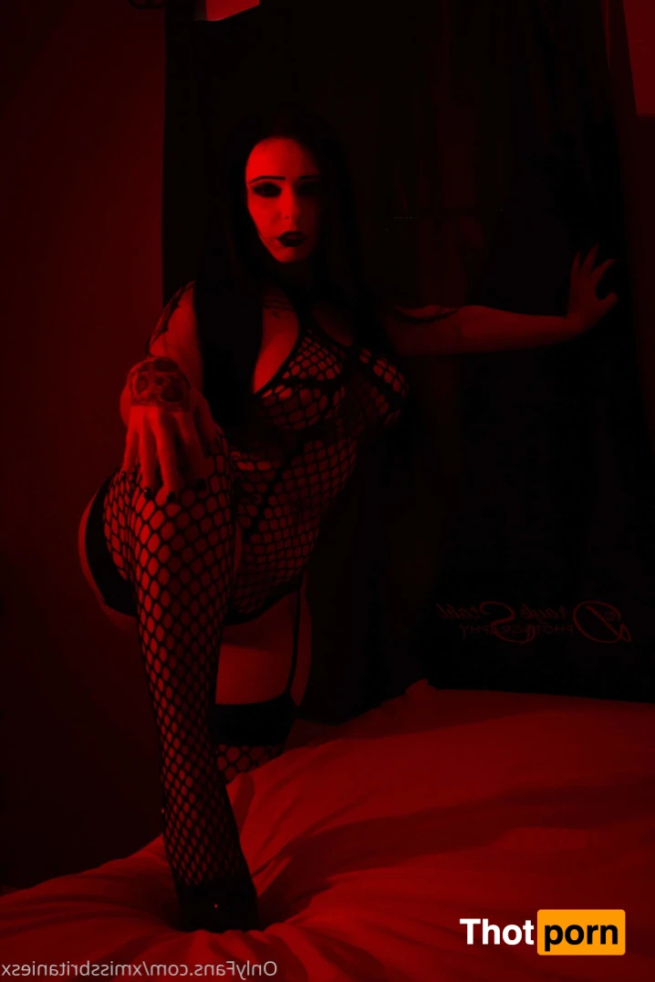 MissBritanieS 16390724