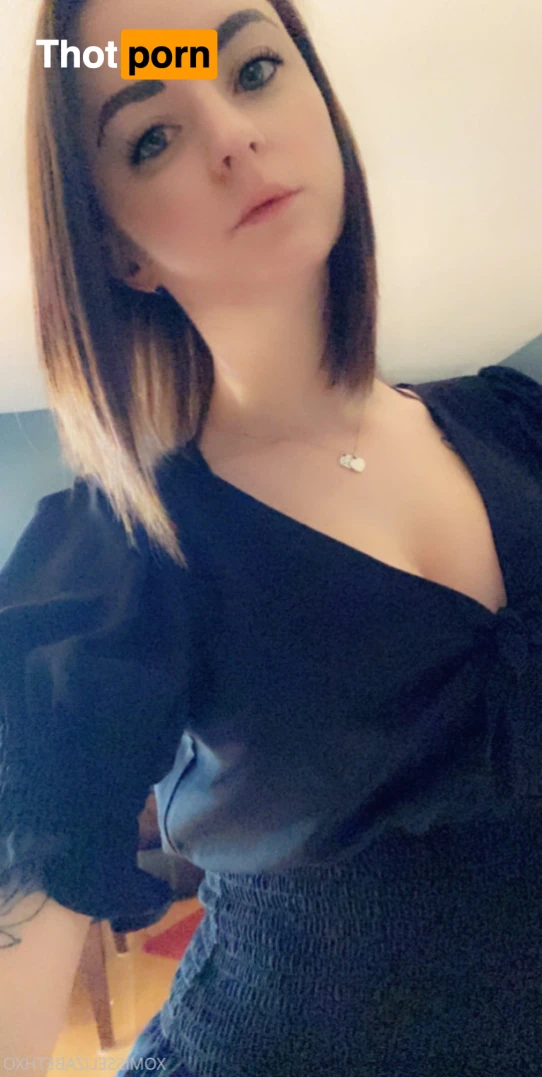 Elizabeth 14424363
