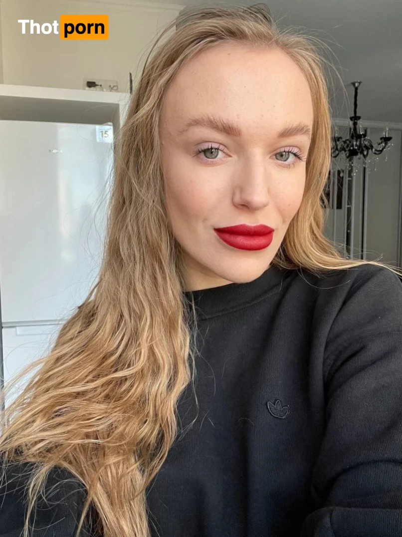 ❤️Aislin 16470353