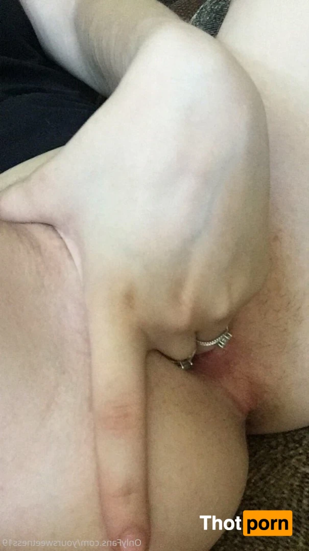 yoursweetness19 14076004