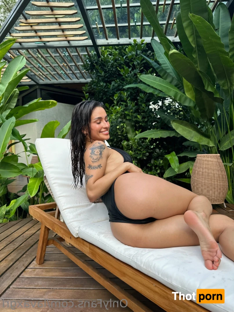Lavaxgrll 13323082