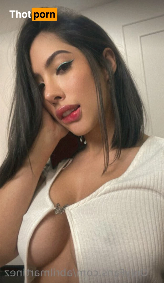 Abril Martínez 🤍your girlfriend🖤 9189844