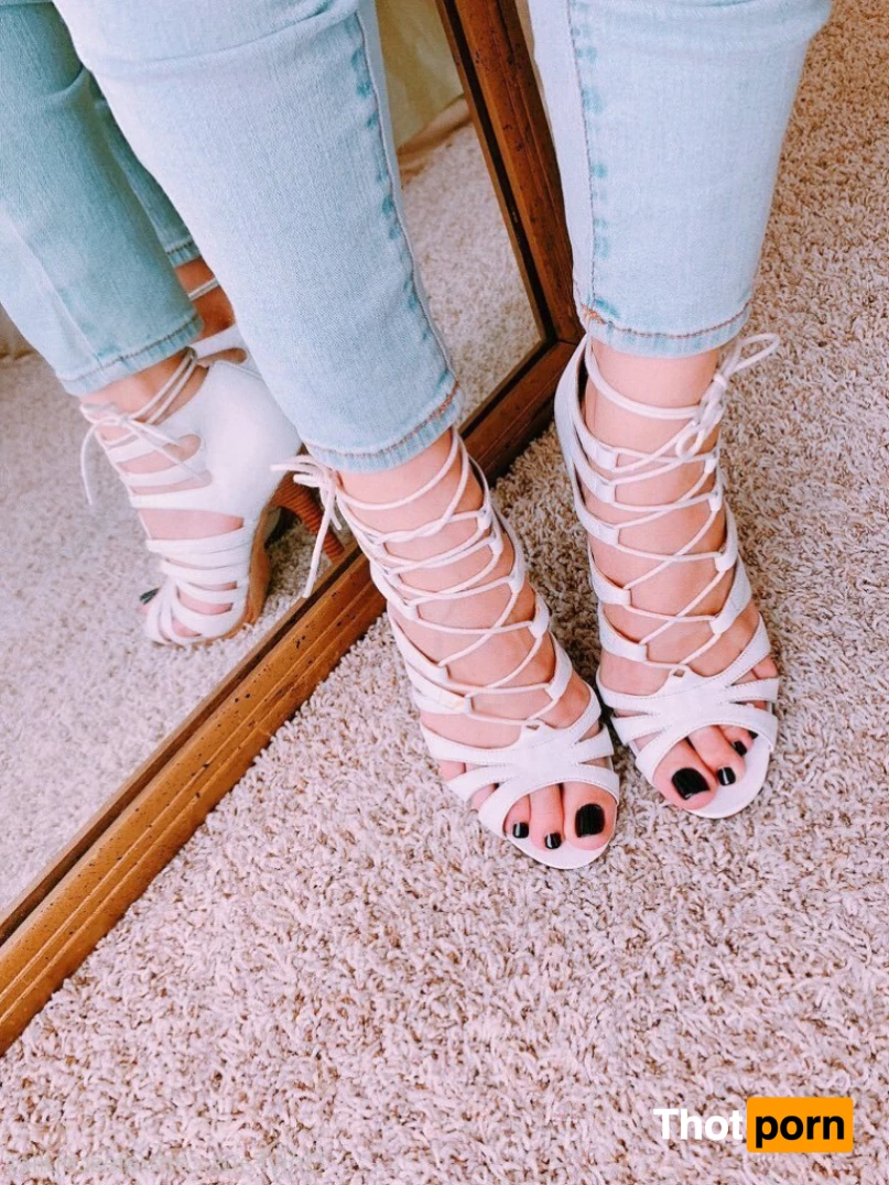 Goddess Alessa 9019175