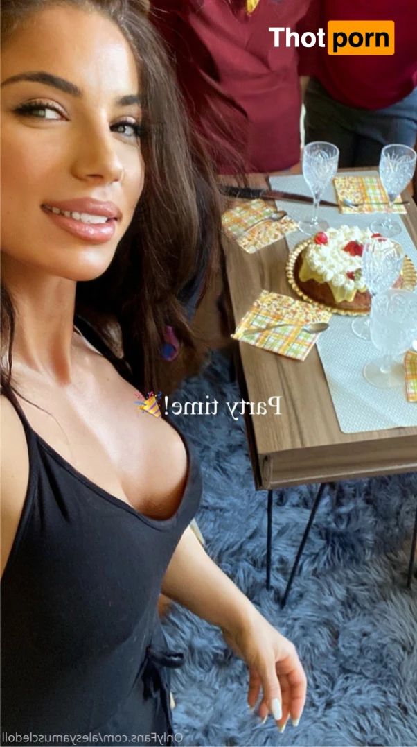 Alesyamuscledoll 15559071