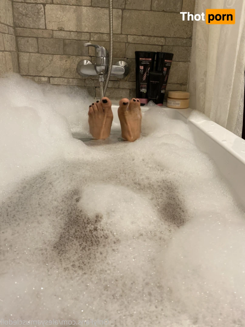 Alesyamuscledoll 15559362