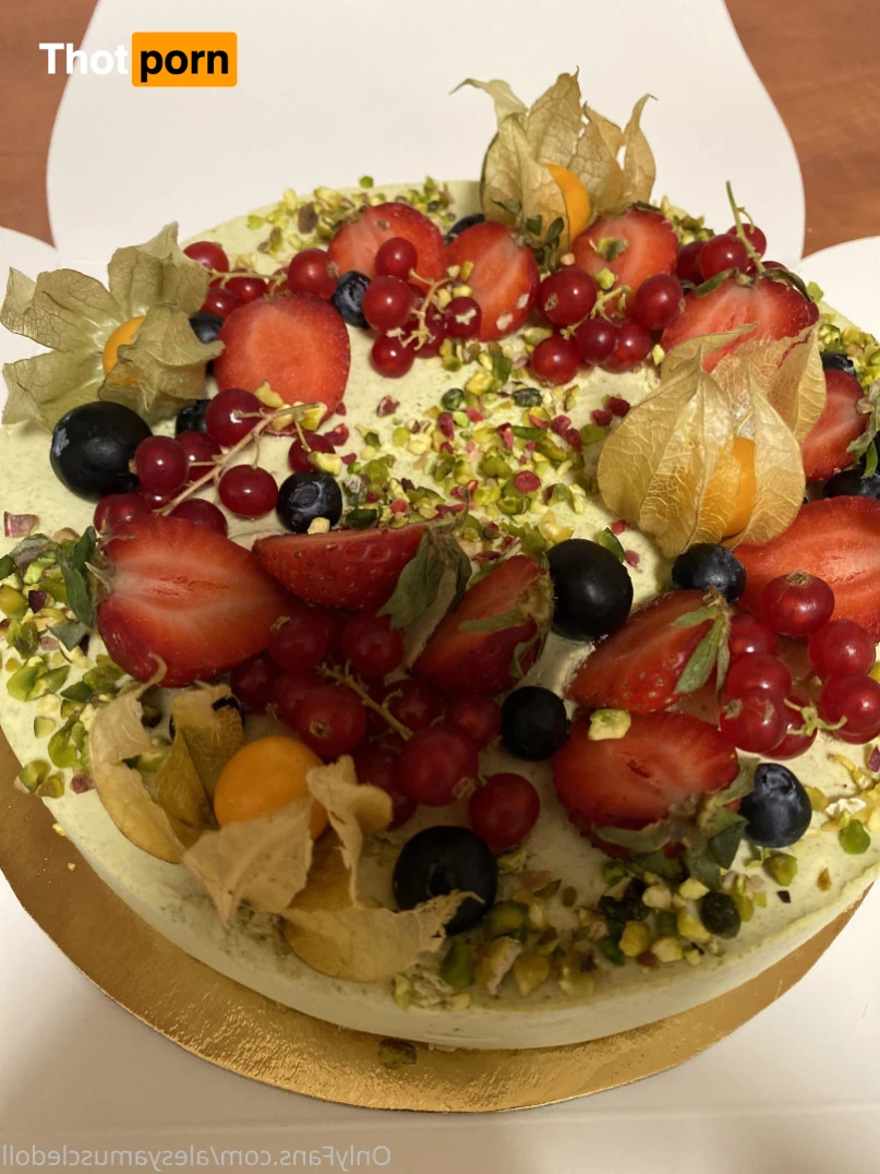 Alesyamuscledoll 15559635