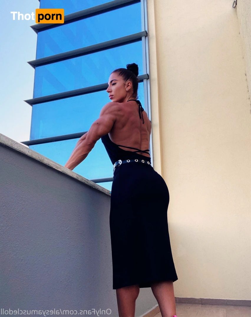 Alesyamuscledoll 15559989