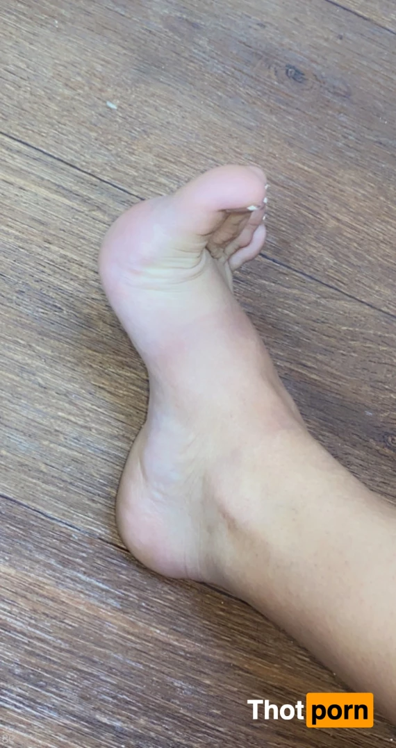 Alexa Castano 9907498