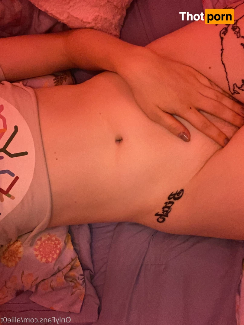 🌸 Allie 🌼 9233908