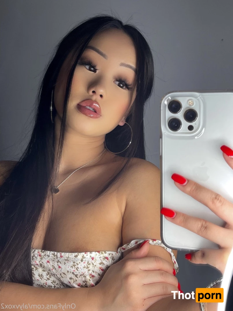 Aly V x2 ✨ 8961666