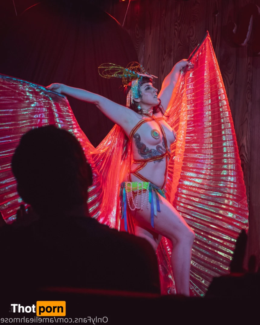 Amelie Ahmose 14004080