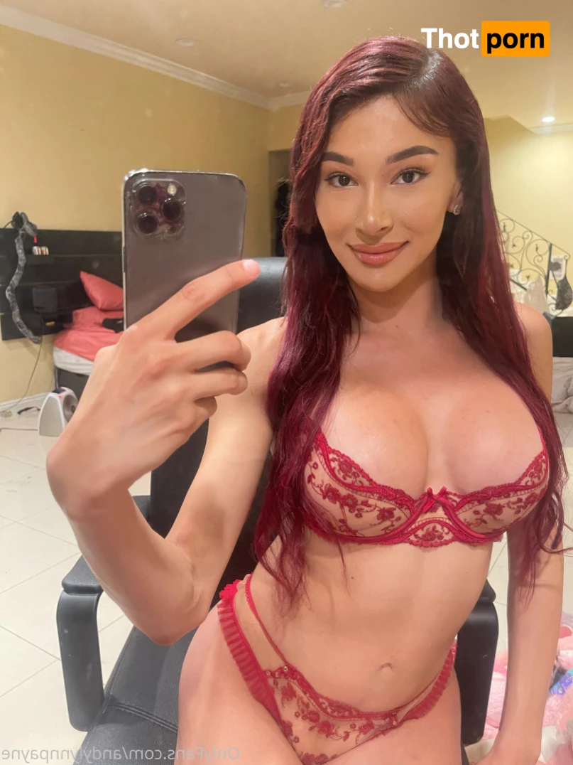 Andylynn Payne 🌈😼 9085652