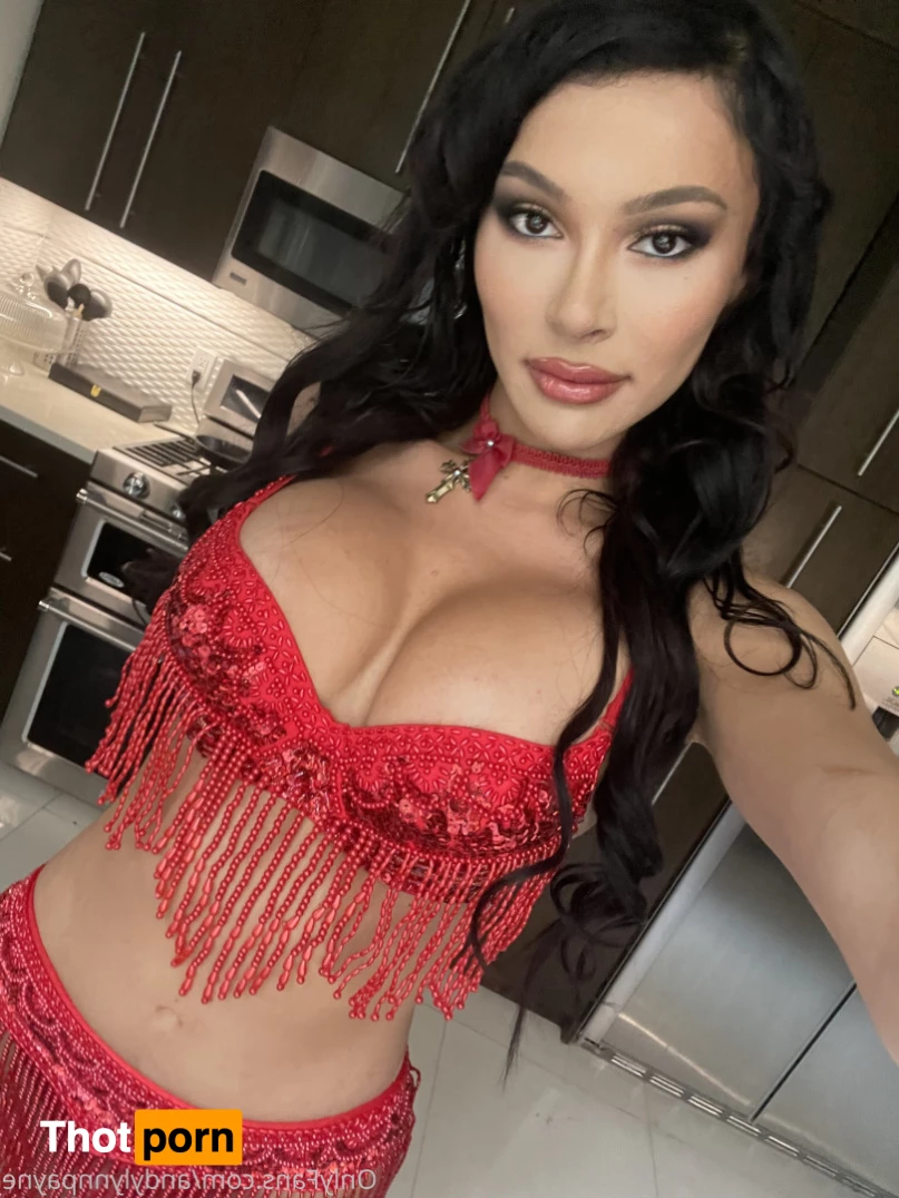 Andylynn Payne 🌈😼 9085709