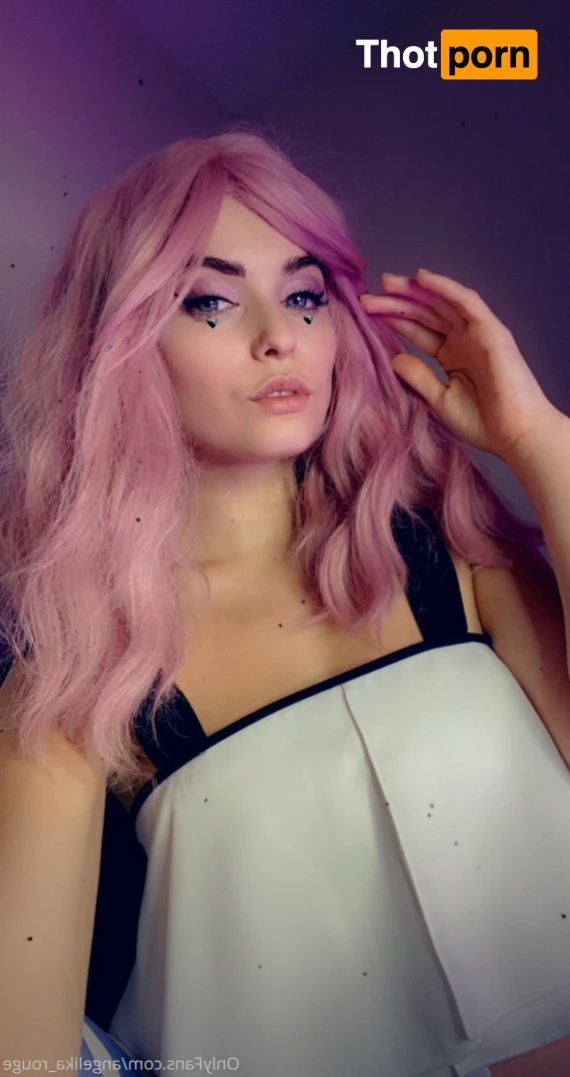 Angelika Rouge 8994639