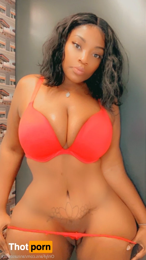 AnisaSoThick 8978507