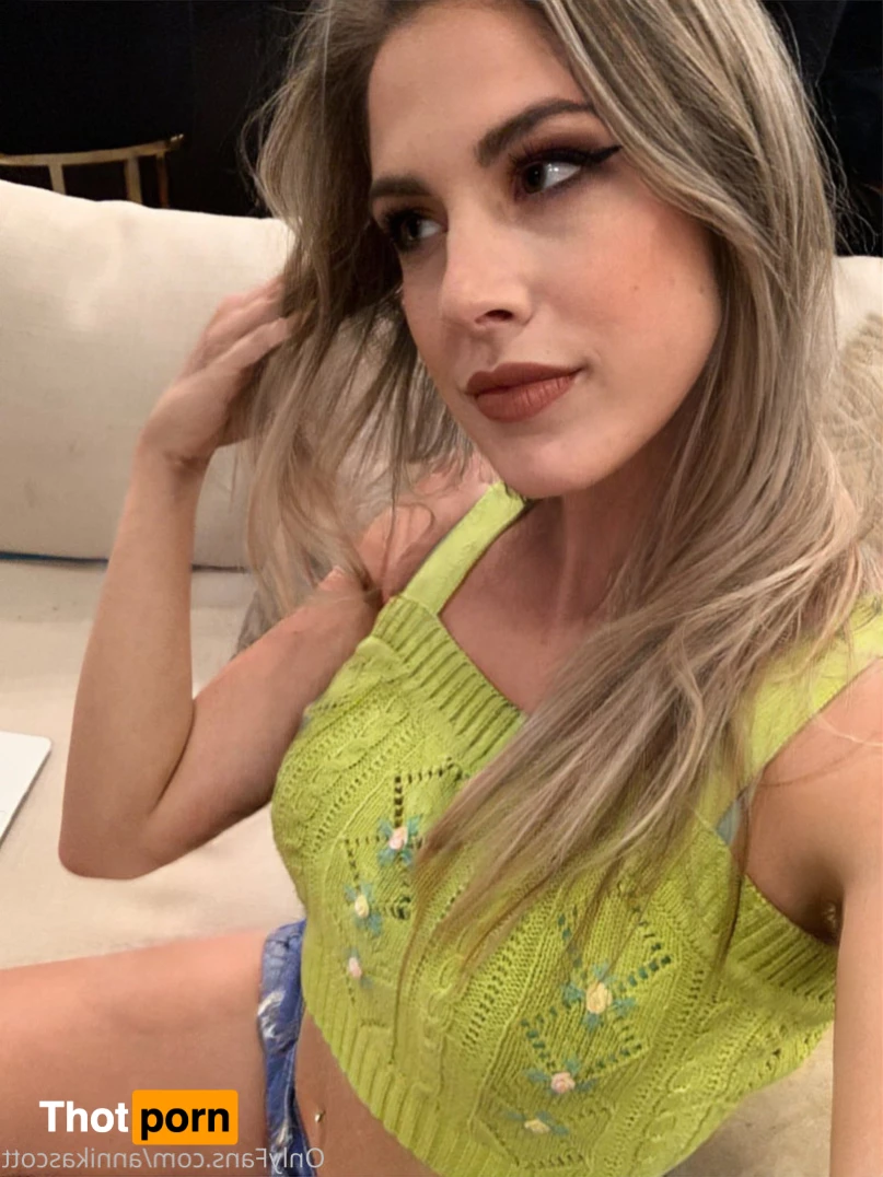 Annika Scott 10266212