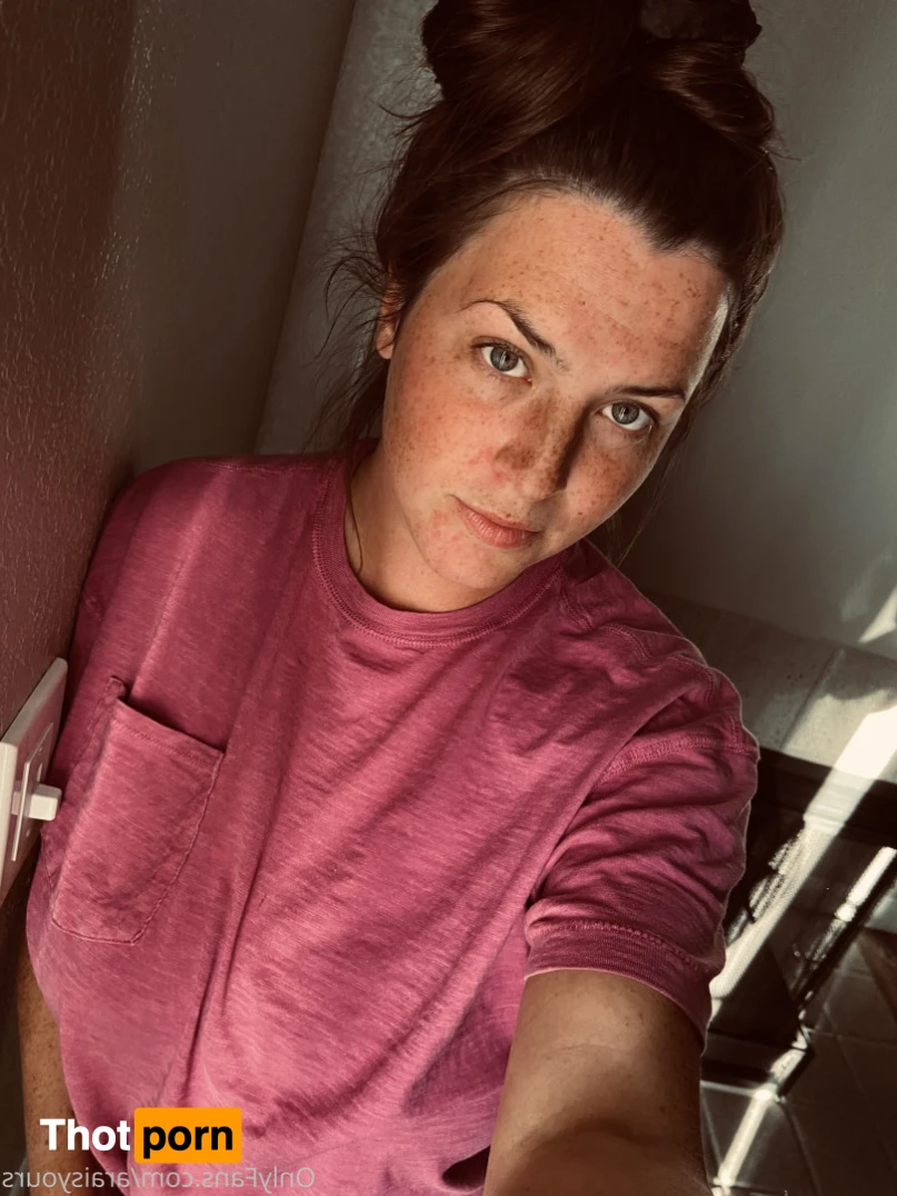 Ara|GreenEyes|Freckles| 13839683