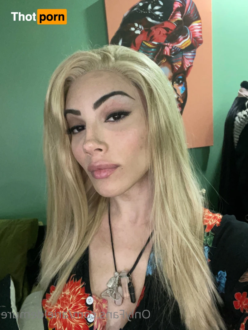 Ariel Demure 14548482