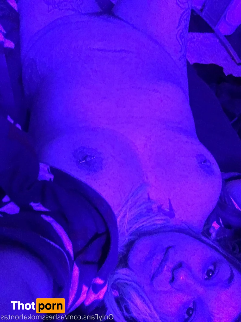 Ashes Smokahontas🌸 9076978