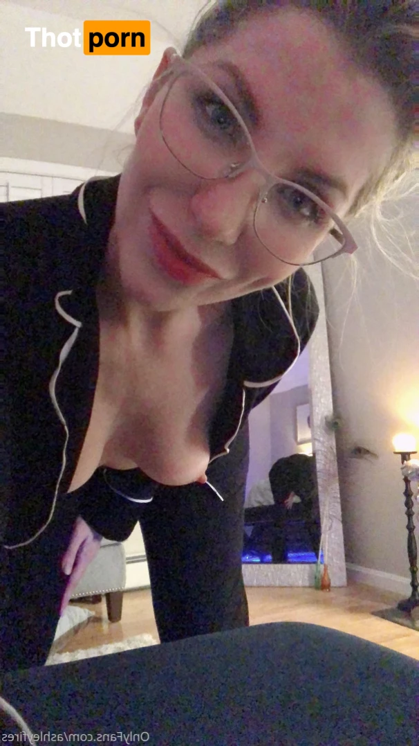 Ashley Fires 8967043