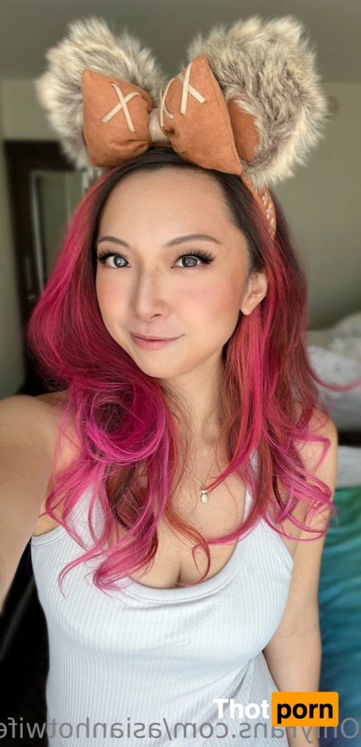 Monique Mae 🌺 Asianhotwife 13711297