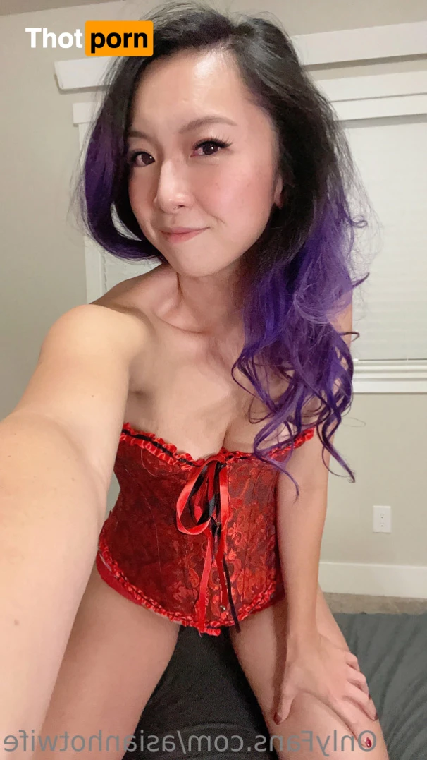 Monique Mae 🌺 Asianhotwife 13711445