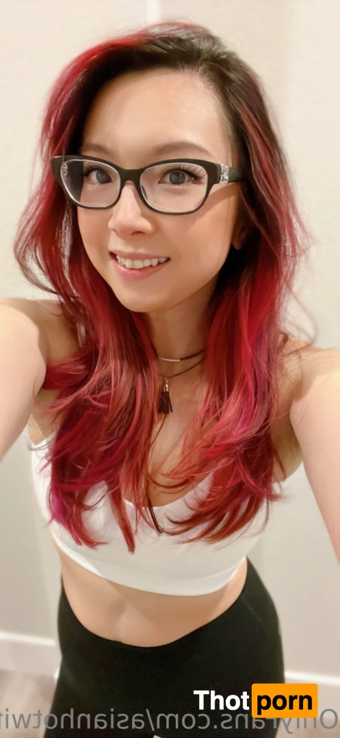 Monique Mae 🌺 Asianhotwife 13711637