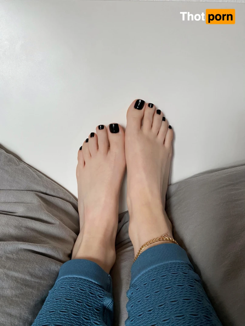 averyysfeet 13683595