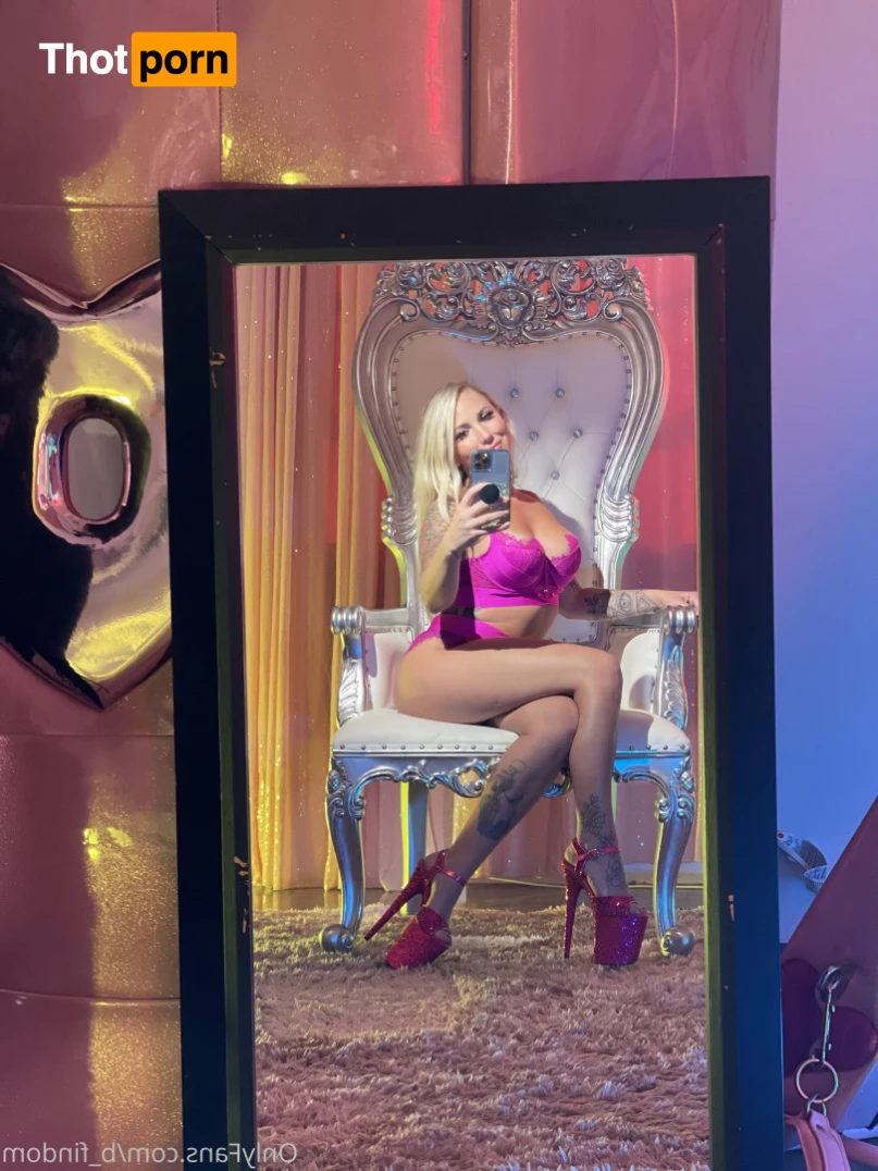 Sorceress Bebe 12237911