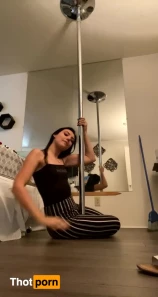 10491309