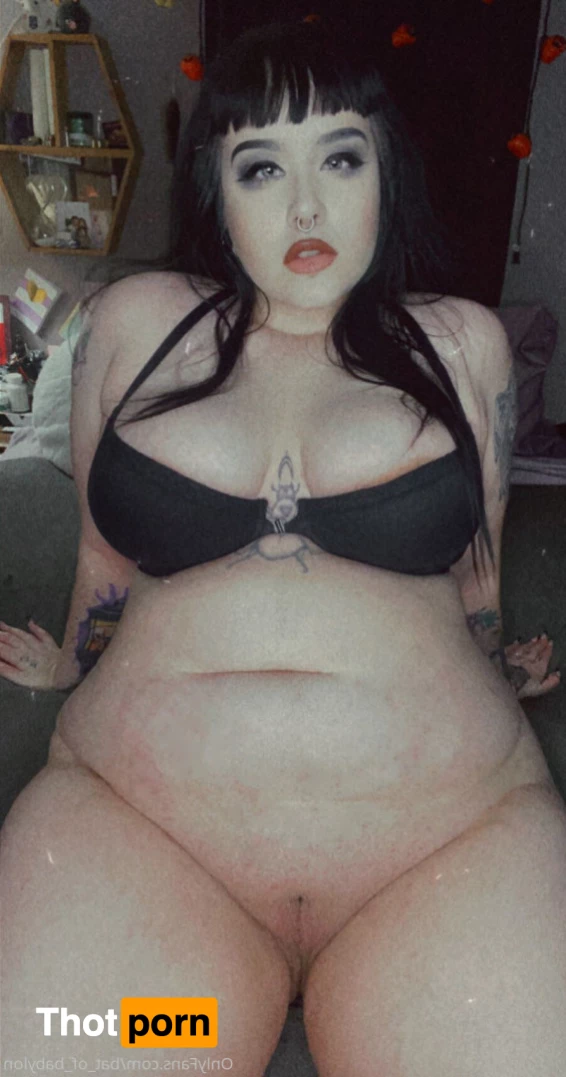 Olivia 🦇 10266106