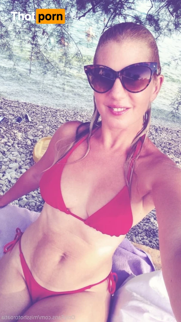 Miss Betty Jam 8701898