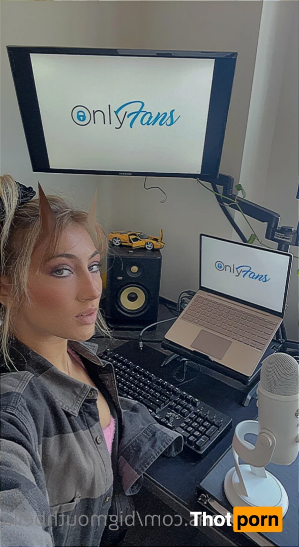 BIG MOUTH BELLA 8746031