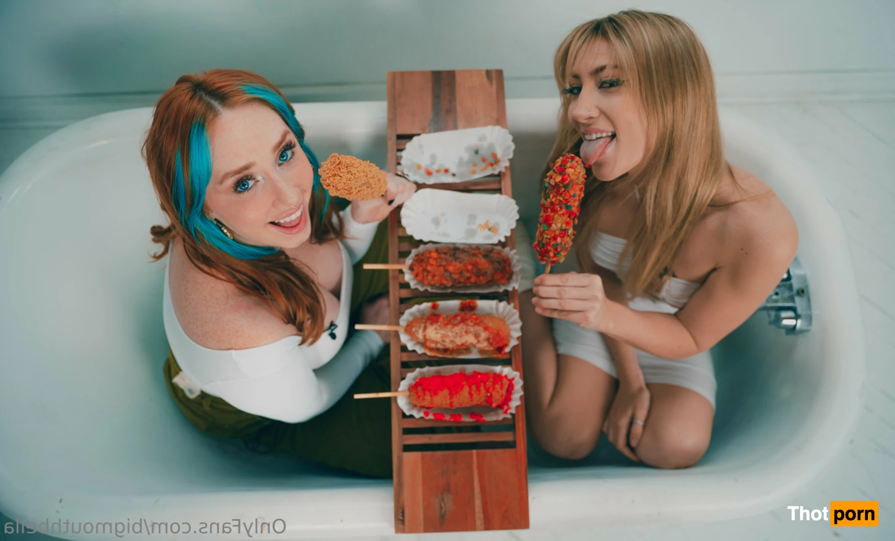 BIG MOUTH BELLA 13505845