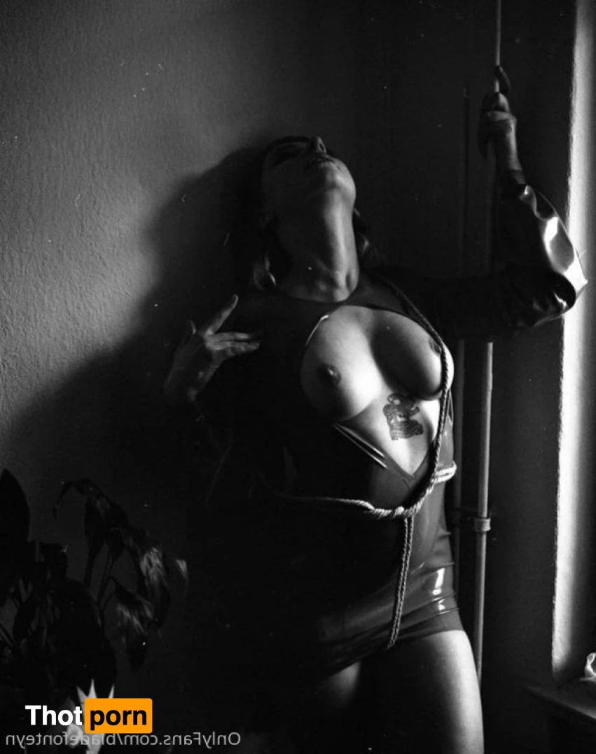 bladefonteyn 13392652