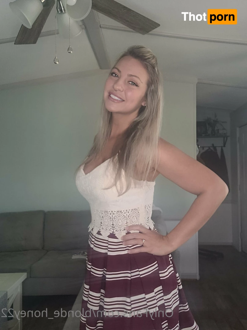 Amberly Trishelle 8695678