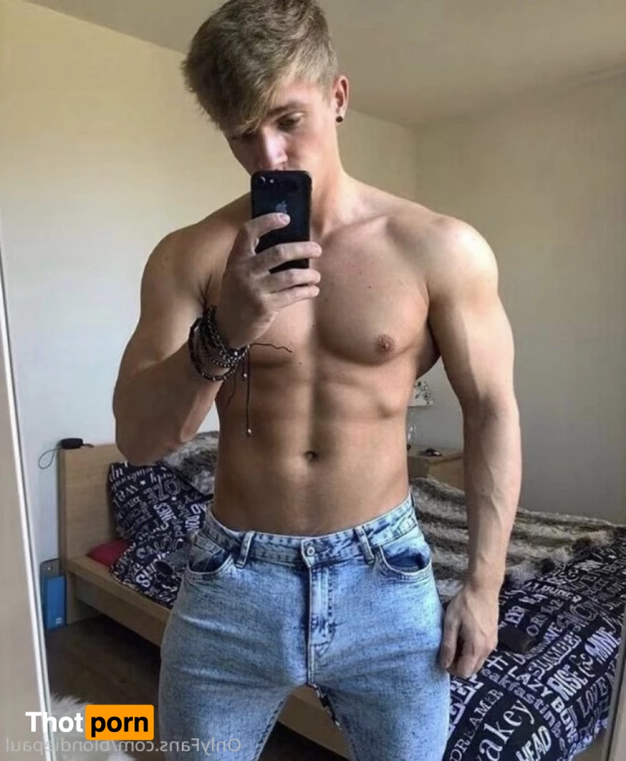 Blondiepaul 10140776