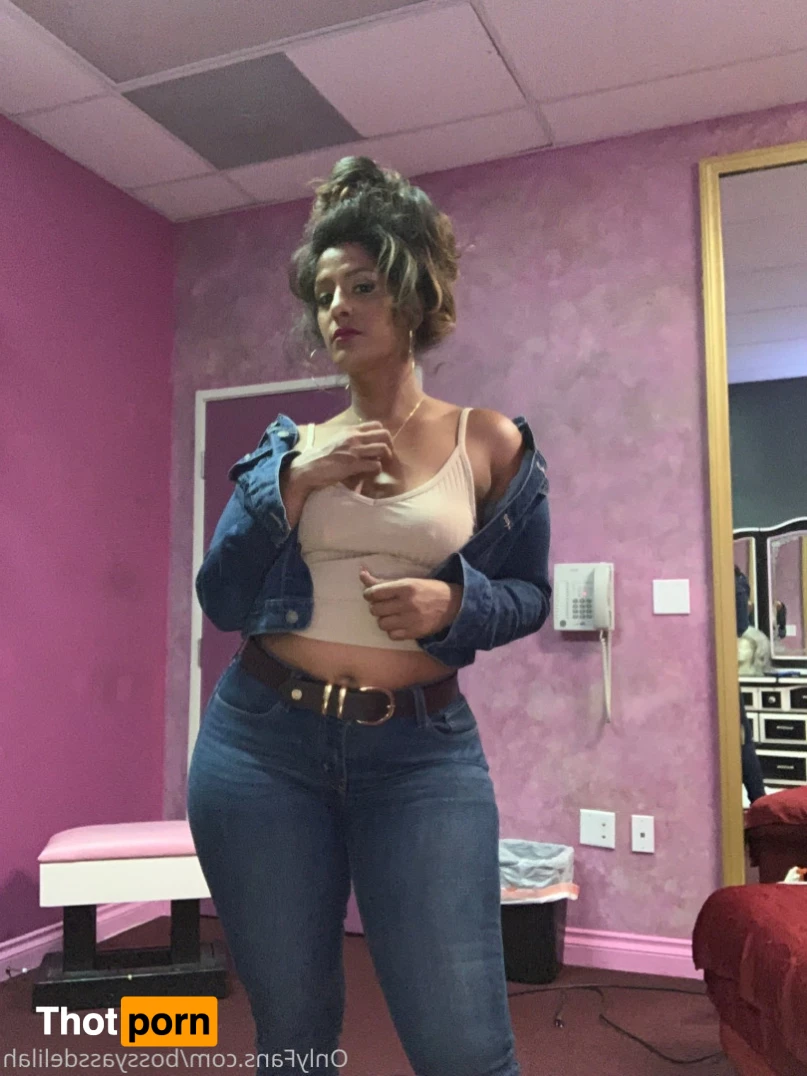 Bossy Ass Delilah 8690388