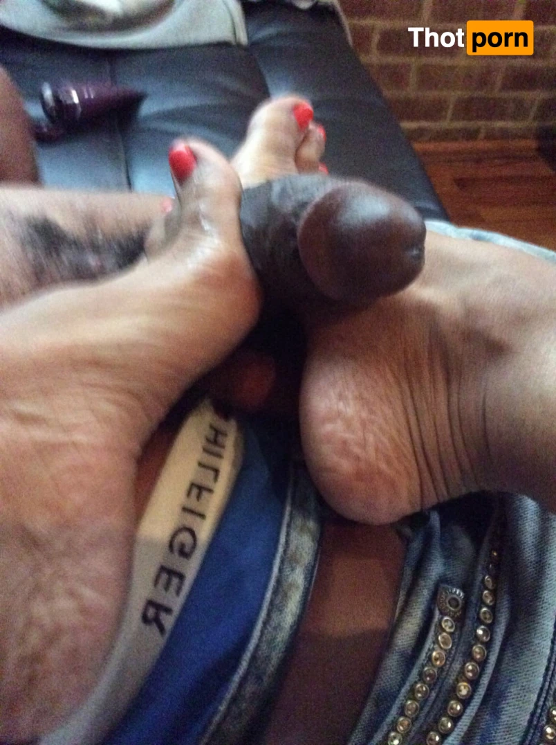 Bossy Ass Delilah 8690819