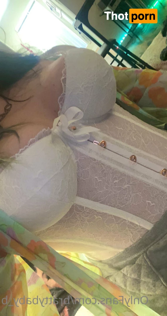 Bella Brooks 9161171