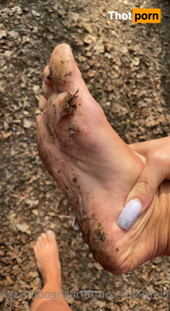 Goddess Nicole 12406653