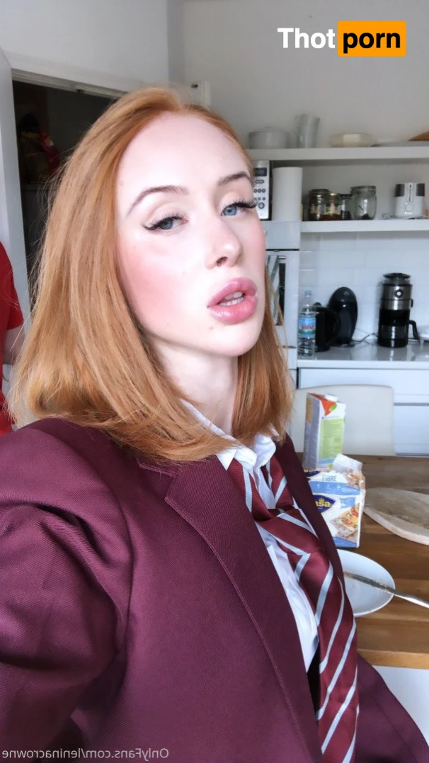 Lenina Crowne 684190