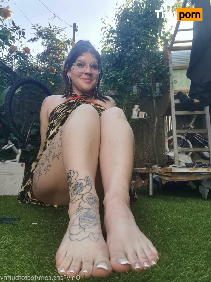 Bunnythefootmodel 9132441