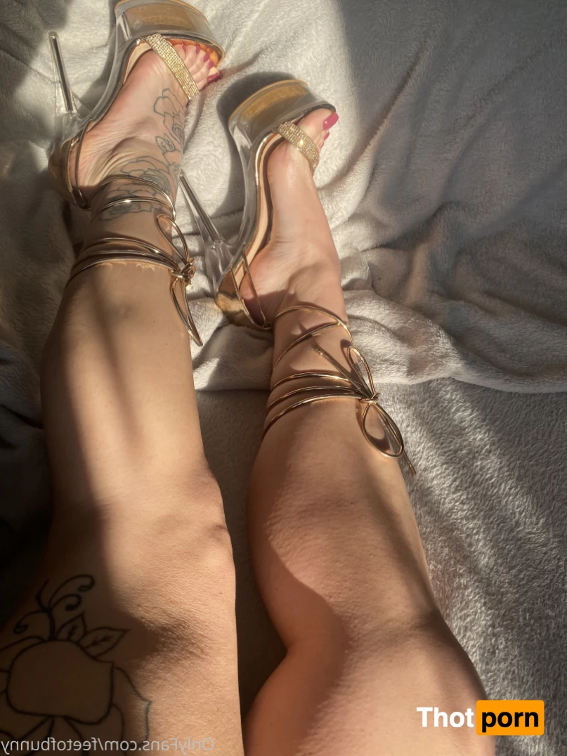 Bunnythefootmodel 9132458